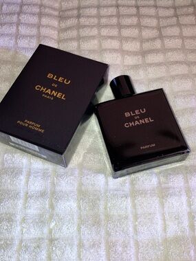CHANEL Bleu de Chanel Parfum